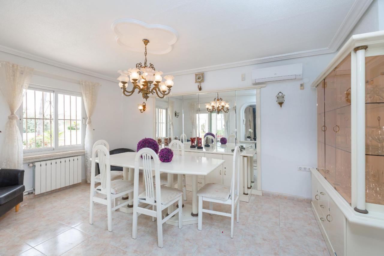 Fidalsa Grand Mediterranean Beachfront Βίλα Playa Flamenca Εξωτερικό φωτογραφία