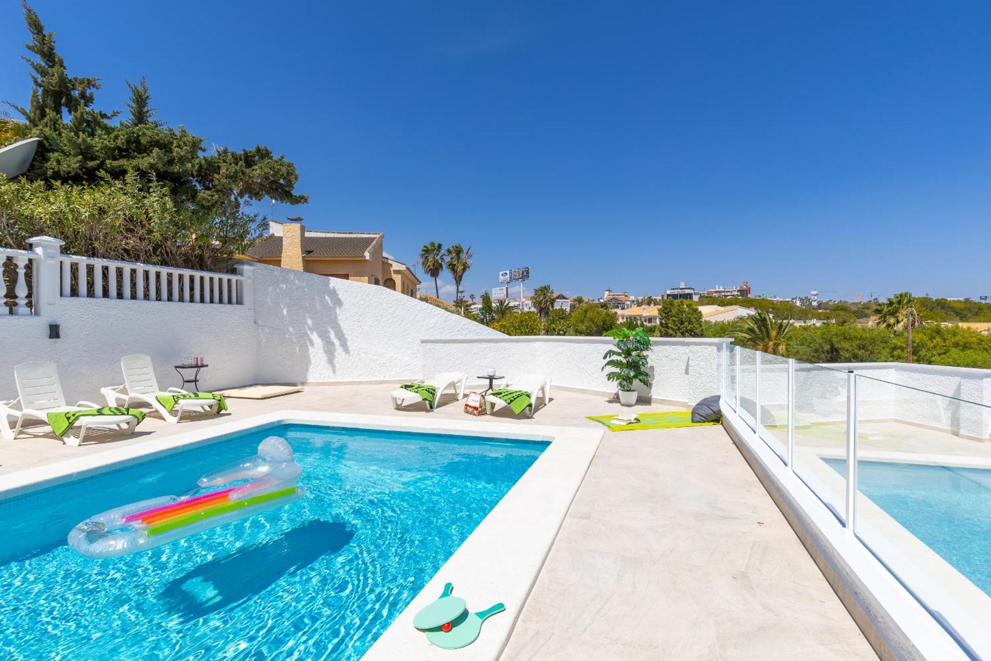 Fidalsa Grand Mediterranean Beachfront Βίλα Playa Flamenca Εξωτερικό φωτογραφία