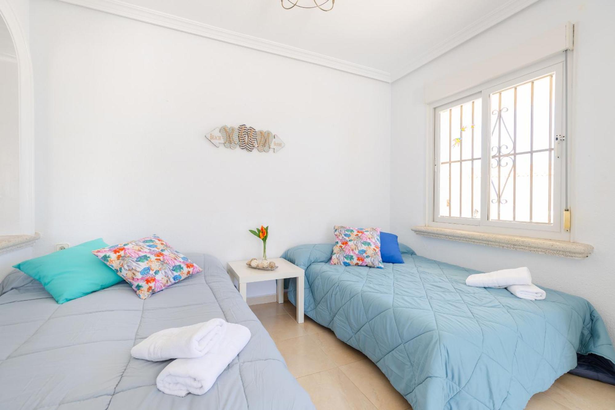 Fidalsa Grand Mediterranean Beachfront Βίλα Playa Flamenca Εξωτερικό φωτογραφία