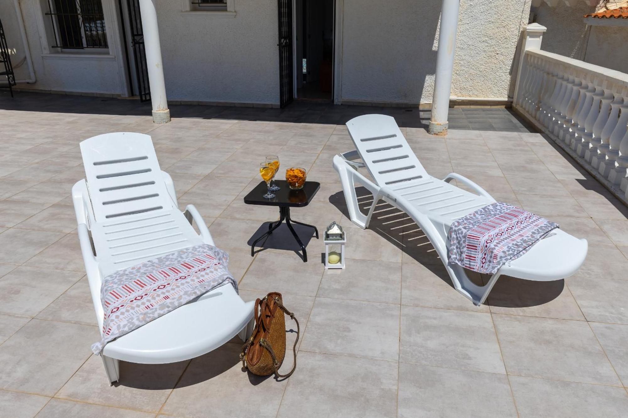 Fidalsa Grand Mediterranean Beachfront Βίλα Playa Flamenca Εξωτερικό φωτογραφία