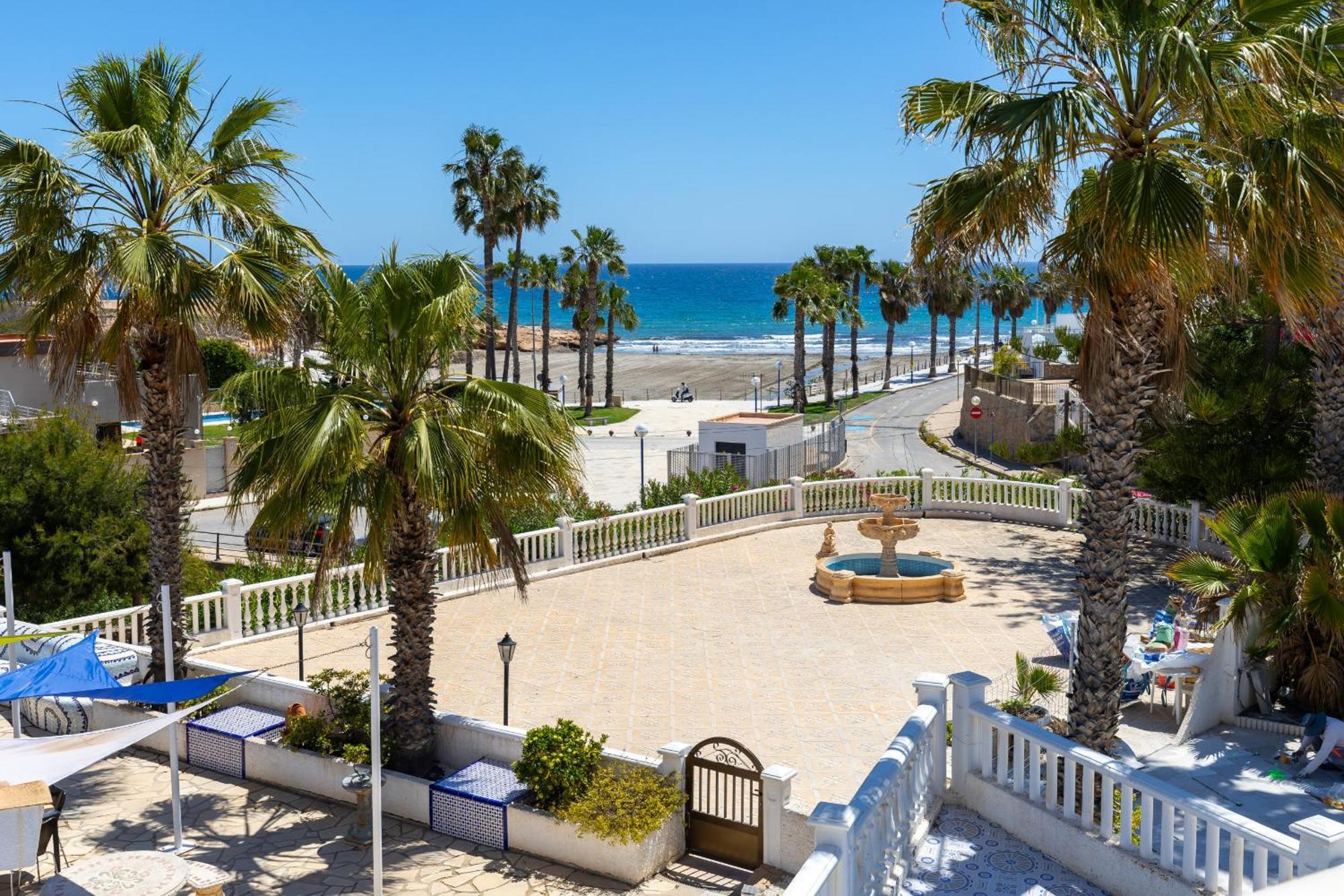 Fidalsa Grand Mediterranean Beachfront Βίλα Playa Flamenca Εξωτερικό φωτογραφία